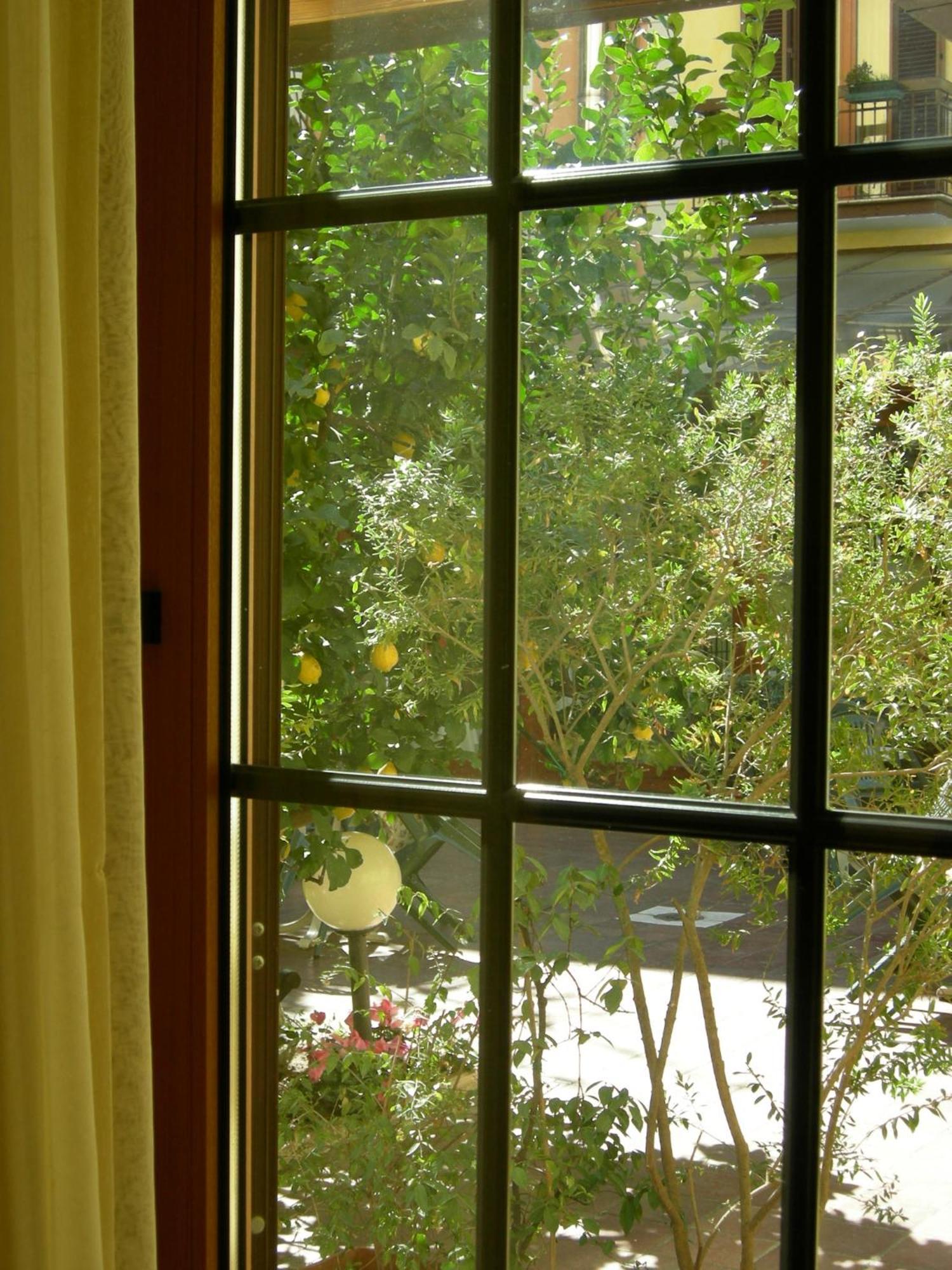 Select Garden Roma