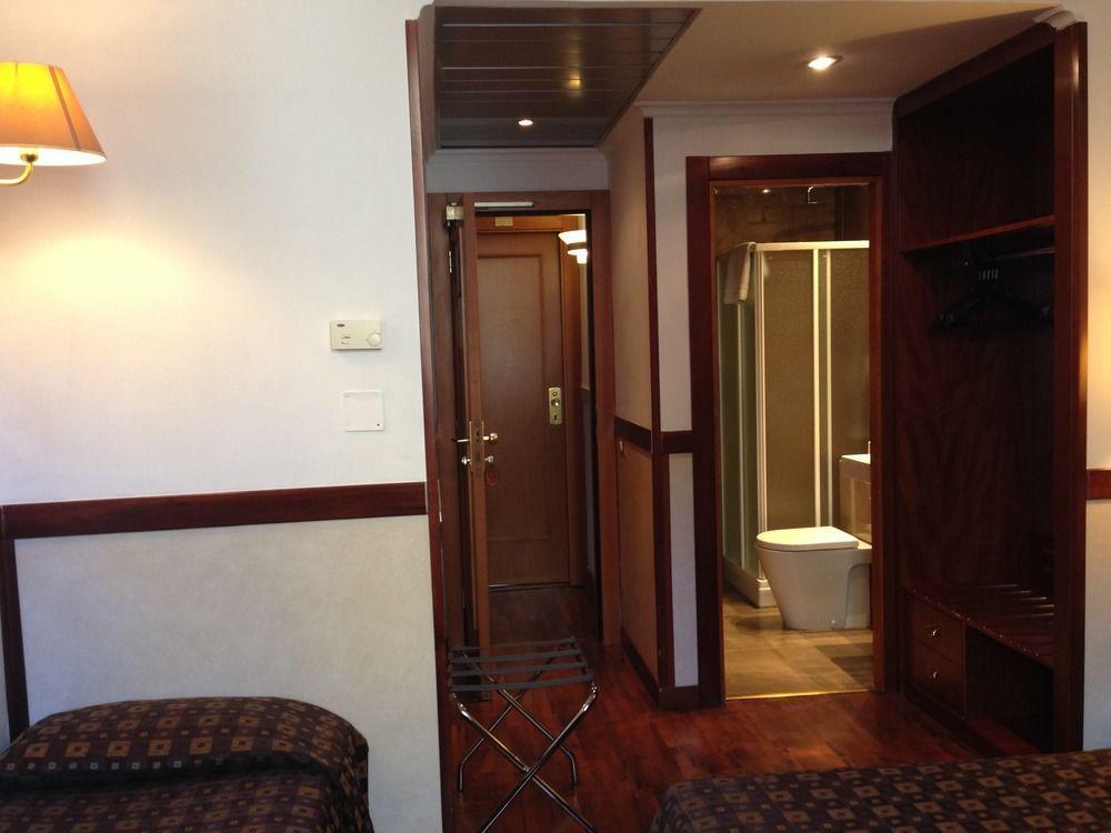 Hotel Select Garden 3*