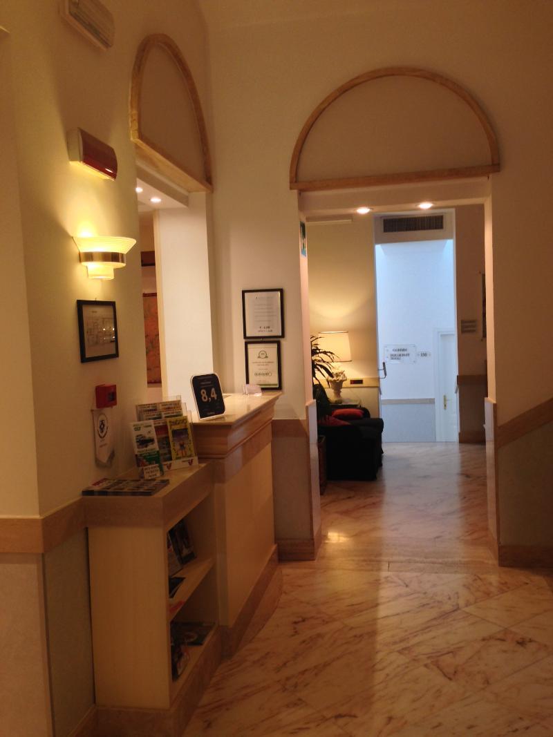 Select Garden Roma