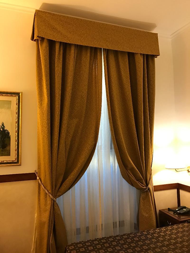 Select Garden Hotel 3*